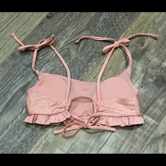 2 piece bikini! Bottom S/ top XS - Picture 6 of 8